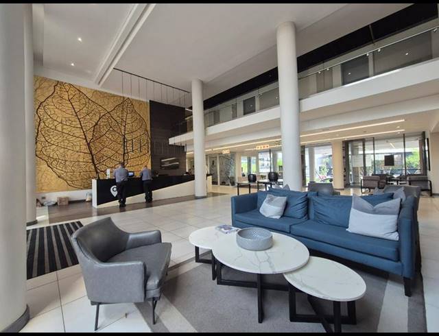 1 BEDROOM APARTMENT FOR SALE IN MENLYN